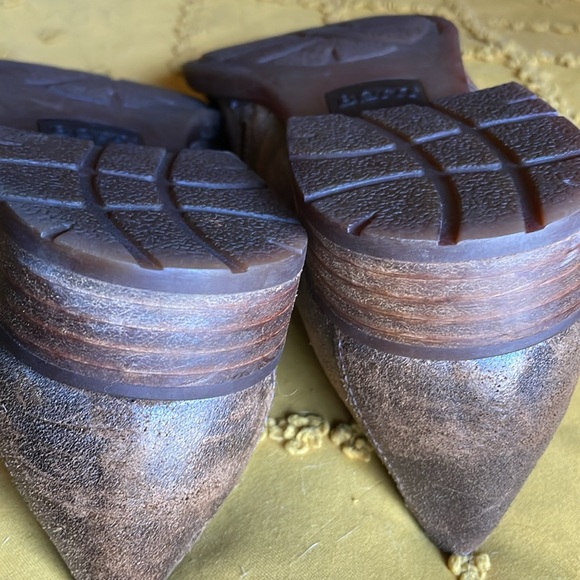 EUC Born leather shoes - Picture 9 of 13